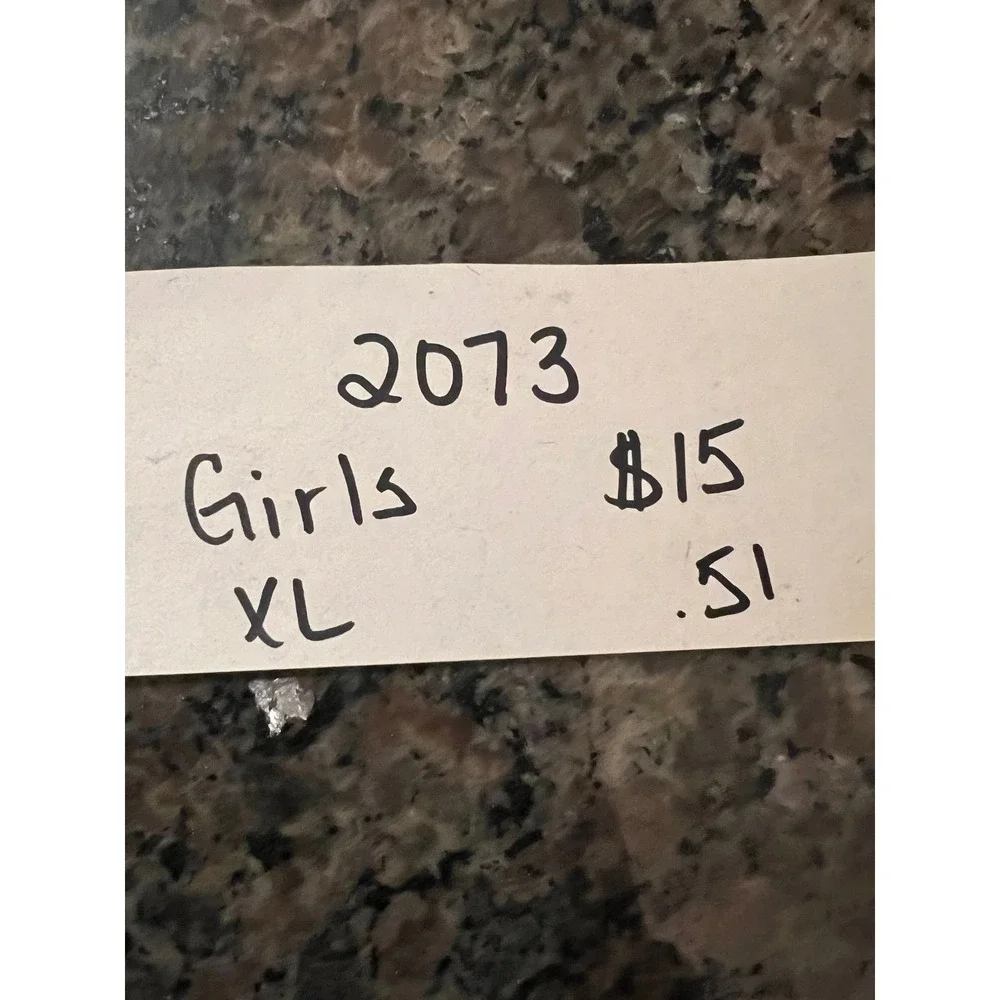 Girls size 16‎ shorts (2073)